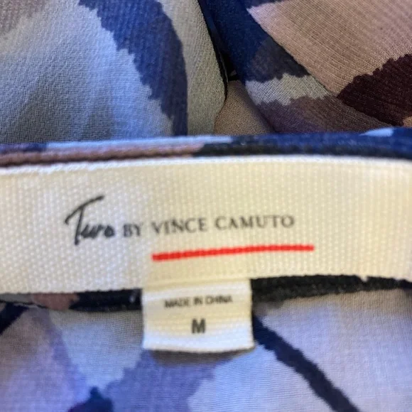 Two by Vince Camuto - Picture 5 of 5